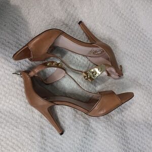 Vince Camuto Womens Kelva Brown Leather T Strap Heeled Sandal Gold Trim size 9.5